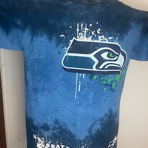 Seattle Seahawks NFL blue tie dye t shirt. Size Large