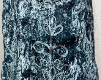 Green crushed velvet top with embroidered design. Womens “free size”.