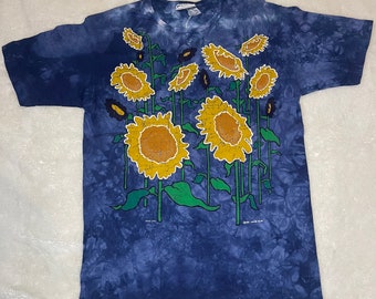 Vintage Liquid Blue, Blue tie dye t shirt with sunflower print. David Opie 1995. NOT preowned.Size XL