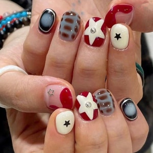 hand painted freestyle y2k nail/ custom press on nails/ hand made Press on Nails/Faux Acrylic Nails/ Gel Nails/Press on Nails