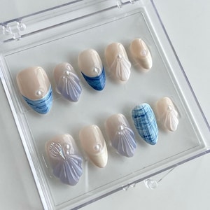 3d blue seashell nails/ custom press on nails/ hand made Press on Nails/Faux Acrylic Nails/ Gel Nails/Press on Nails