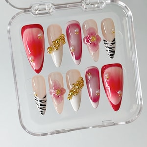 3d flower nails/ custom press on nails/ hand made Press on Nails/Faux Acrylic Nails/ Gel Nails/Press on Nails