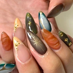 colourful graffiti hand painted nail/ custom press on nails/ hand made Press on Nails/Faux Acrylic Nails/ Gel Nails/Press on Nails