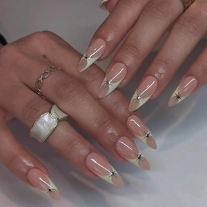 french star nails/ custom press on nails/ hand made Press on Nails/Faux Acrylic Nails/ Gel Nails/Press on Nails