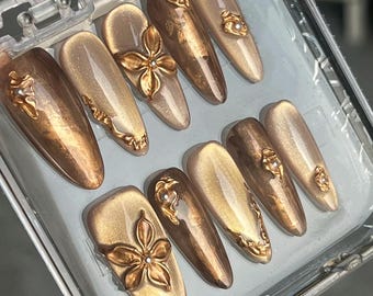 Gold 3D Flower Press On Nails: Hand Painted Y2K Faux Acrylic Nails
