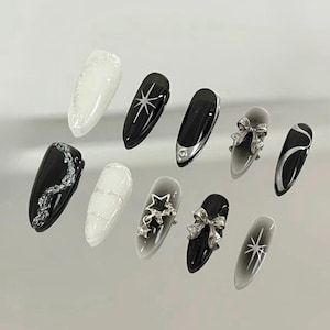 silver black star nails/ custom press on nails/ hand made Press on Nails/Faux Acrylic Nails/ Gel Nails/Press on Nails