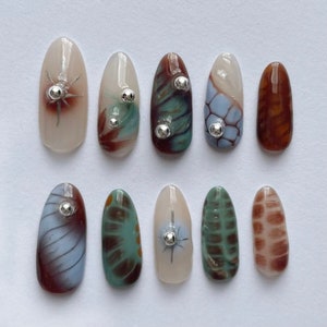colourful graffiti hand painted nail/ custom press on nails/ hand made Press on Nails/Faux Acrylic Nails/ Gel Nails/Press on Nails