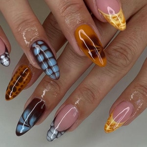 colourful graffiti summer nail/ custom press on nails/ hand made Press on Nails/Faux Acrylic Nails/ Gel Nails/Press on Nails