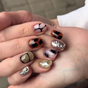 colourful graffiti hand painted nail/ custom press on nails/ hand made Press on Nails/Faux Acrylic Nails/ Gel Nails/Press on Nails