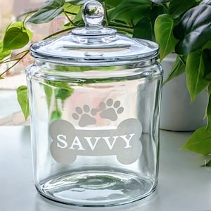 Personalized Glass Dog Treat Jar Glass Dog Bone Decor Bone Dog Gift Veterinarian Personalized Gift Dog Treat Jar Dog Mom Gift Dog Decor