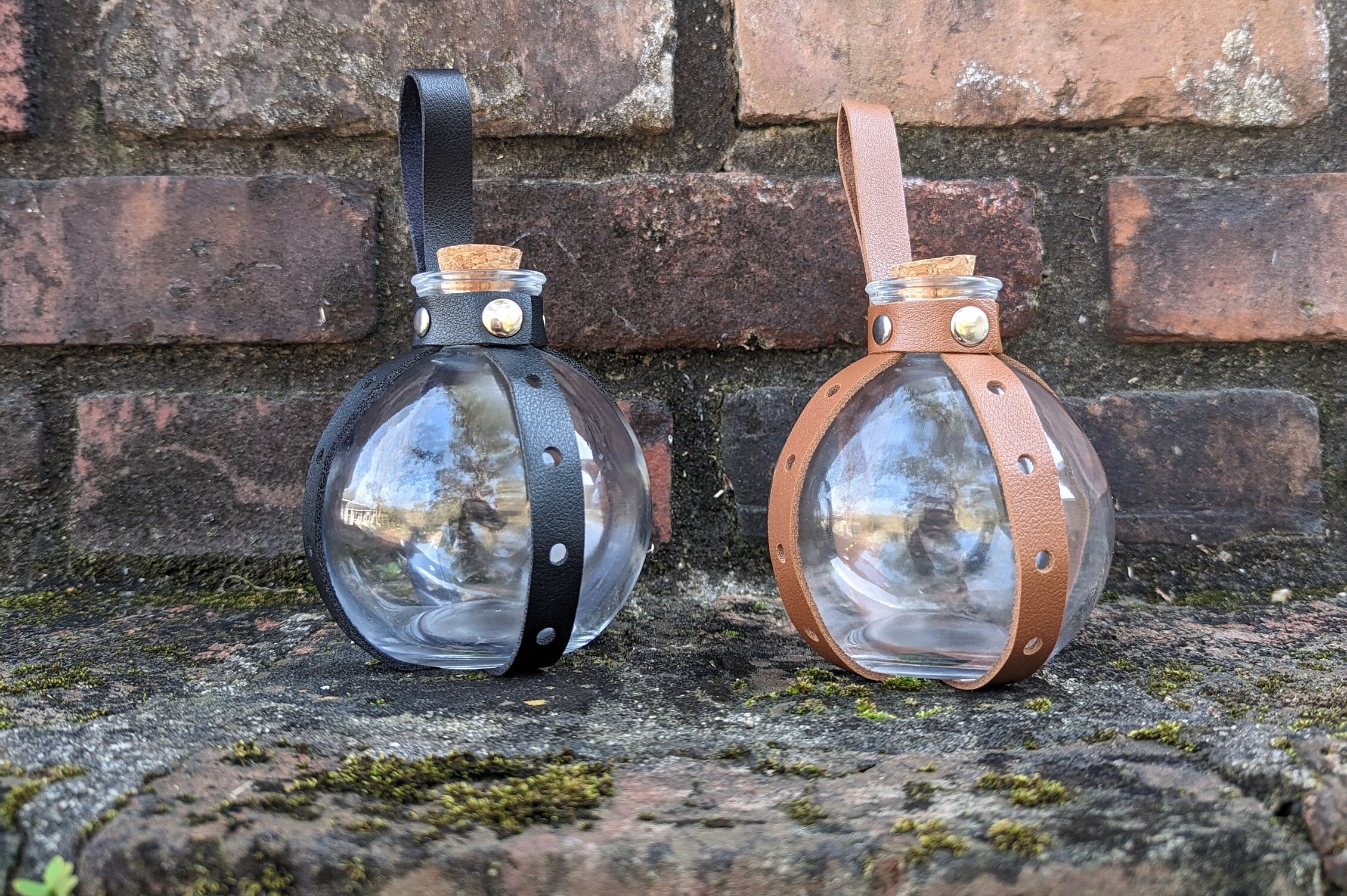 Large Potion Bottle with Leather Holster