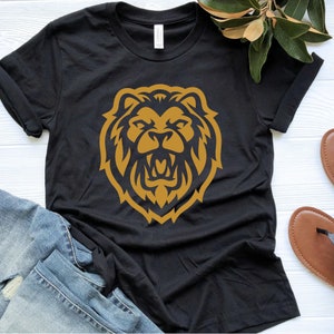 Lion Shirt, Leo Shirt, Lion T-shirt, Men&#39;s Graphic Tee, Mens Majestic Lion Roar T shirt, Animal Shirts, Gift For Him, Lion Gift