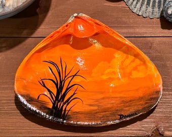 Hand Painted Coastal Orange Sunset on Clam Shell