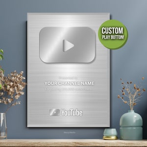 1 Million Subscriber Play Button: Best Gift for Both Aspiring and  Successful Film Makers, rs and Video Content Creators.: Hard Cover (  Subscriber Awards Plack/Plaque) by Doodsieroll 