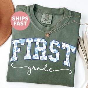 Comfort Colors® First Grade Teacher Shirt, Toile de Jouy 1st Grade TShirt, First Grade Teacher Appreciation Gift, Elementary School T-shirt