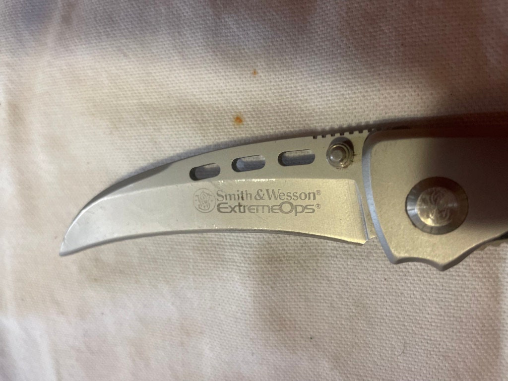 Vintage 80's Smith & Wesson CKHB Extremeops Cuttin' Horse Vintage 80's Smith & Wesson CKHB Extremeops Cuttin' Horse