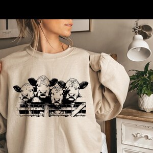 Hereford cattle shirt, Hereford farm cattle sweatshirt, Ranch Hereford cattle sweater, Hereford cattle lover gift Unisex Heavy Blend
