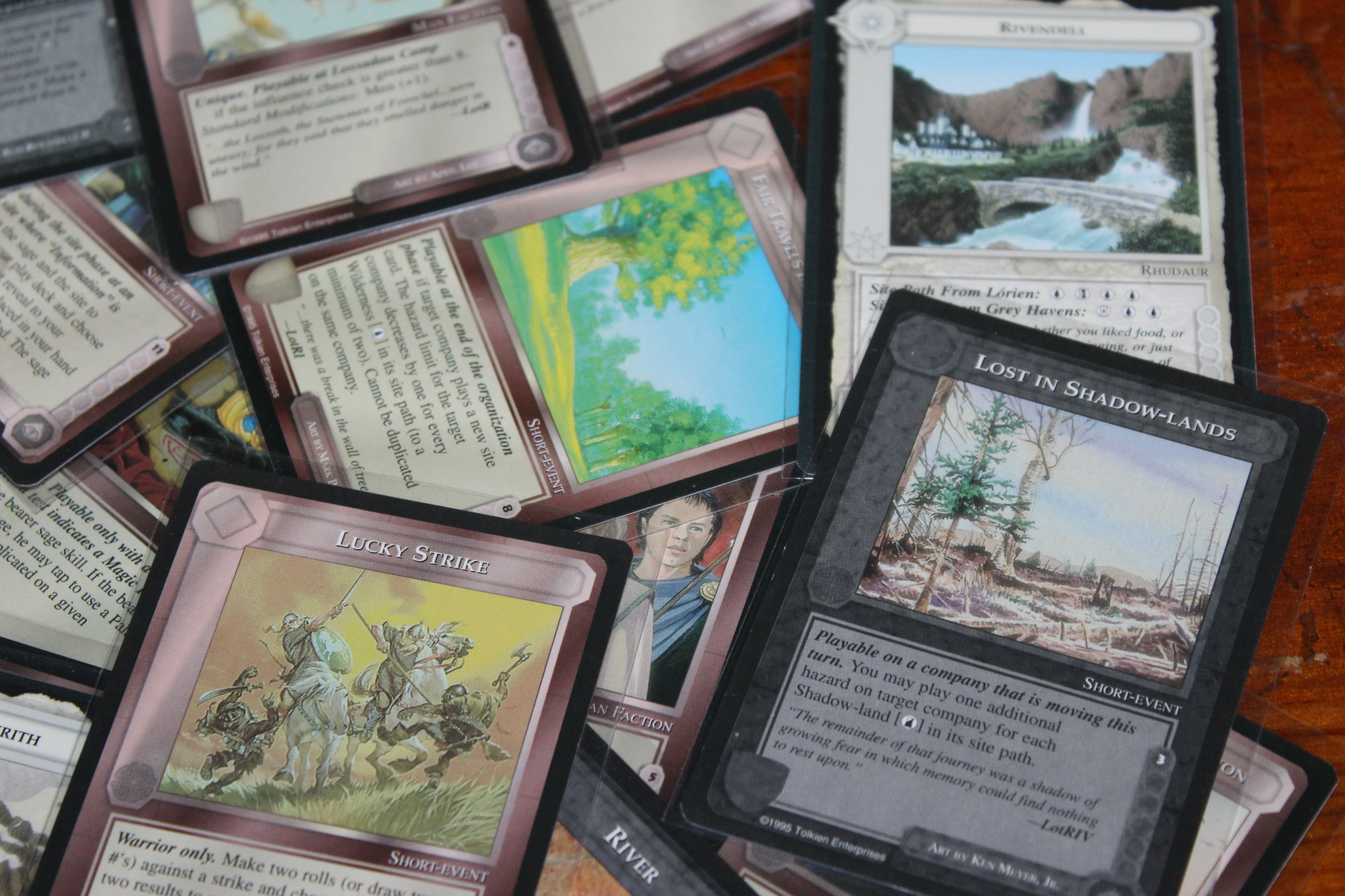 Mixed Lot of Vintage Middleearth Collectible Card Game Cards Tcg Ccg J