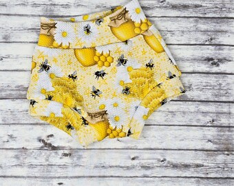 Bee  Bummies | Buzzing Bee shorties | yellow r Bummies | Spring  Kids Shorts | Bummies