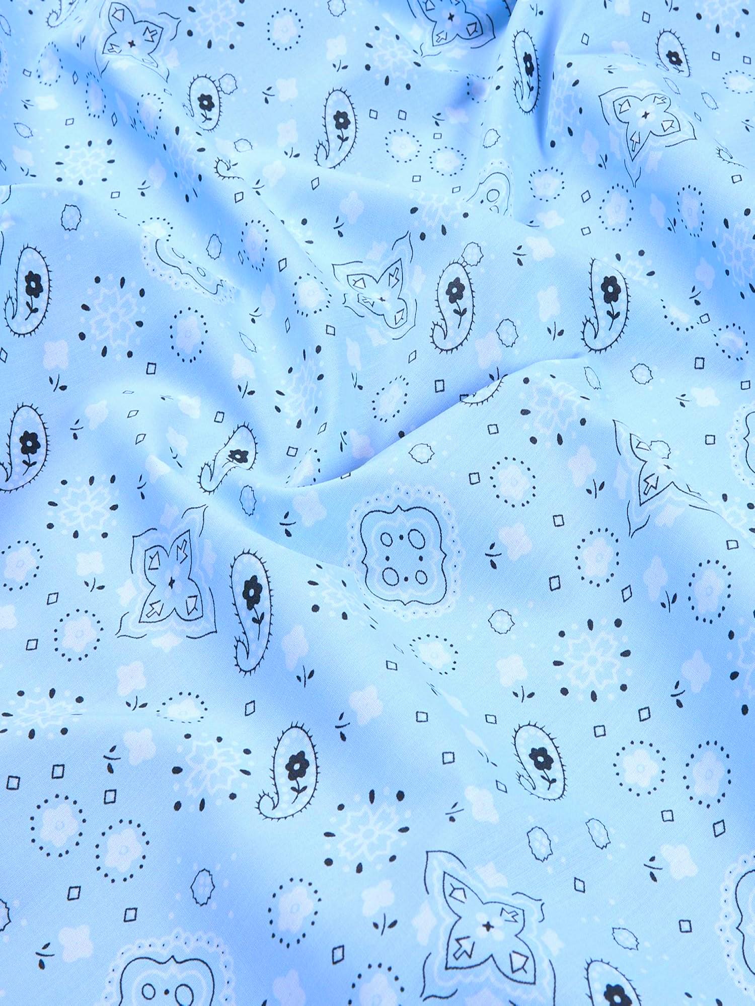 ベビーブルー、60インチ幅のバンダナ ペイズリー柄 ポリコットン生地