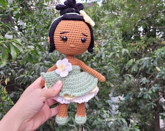 Crochet Princess Doll: Handcrafted Wool Tiana Doll (20cm)