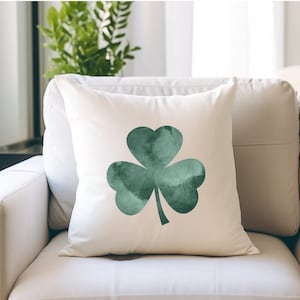 St. Patrick’s Day Pillow Cover, Clover, Shamrock, March 17, St.Patrick’s Day Decor, Home Decor, Luck of the Irish, St. Patty’s Day