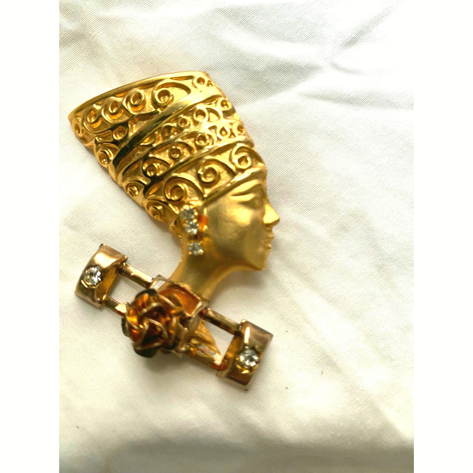 Vintage Egyptian revival brooch, gold tone goddess head with rhinestone 1950s