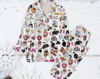 Pigiama natalizio di Pedro Pascal, pigiama "This Is The Way" di Mandalorian, regalo per i fan di Pedro Pascal, pantaloni da pigiama da donna, pigiama con bottoni