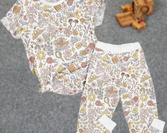 Pigiama Disney con maglietta e pantaloni, pigiama coordinato con principesse Disney, pigiama con maglietta floreale, pigiama per la famiglia, regalo per fan Disney