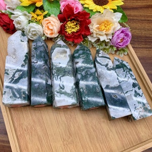 Natural Handmade Moss Agate Tower Point – Polished Crystal Wand, Heart & Root Chakra Healing Stone, Self-Standing Home Décor and Gift