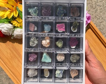 Mystery Crystal Explorer Kit｜STEM Gemstone Collection for Kids｜Beginner&#39;s Healing Stones Treasure Box｜Magic Gift Set with Adventure Tools
