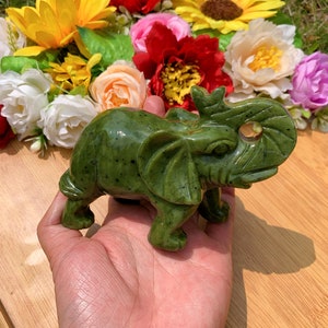 1pc polished natural green jade crystal elephant quartz carved animal crystal carving home decor healing chakra energy crystal mom gifts