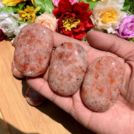 1pc Golden Sunstone Palm Stone, Polished Gemstone for Healing