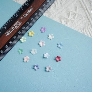 30Pcs 9mm/0.35&quot; Small Satin Fabric Flowers, 13Colors, Sewn Flowers, Wedding Appliques, Mini Floral Decorations for Doll Dresses Doll Clothes