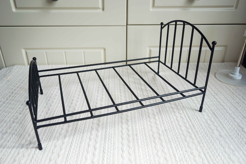 Doll Miniatures European style Metal Bed Furniture for 1:6 Scale Dolls like SD YOSD 1/6 1/3 1/4 12Doll 18Doll image 6