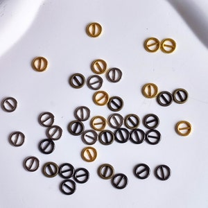 20 pcs  5mm (inside diameter) small round buttons, 4 colors, for sewing BJD Blythe  Doll clothes