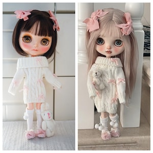 Handmade Blythe Doll Clothes White turtleneck sweater  with  pink bow Neo Blythe OB22, OB24 Pullip Dolls