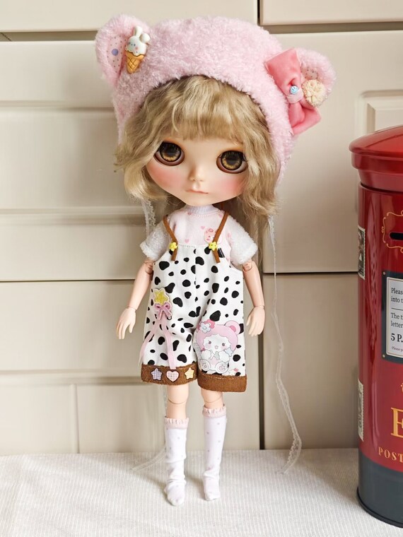 Handmade Blythe Doll Clothes Playful Cow Print Outfit with Pink Hat for Neo Blythe OB22, OB24