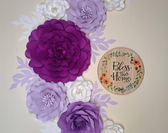 Conjunto de flores de papel com rosas roxas: decoração de parede para berçário