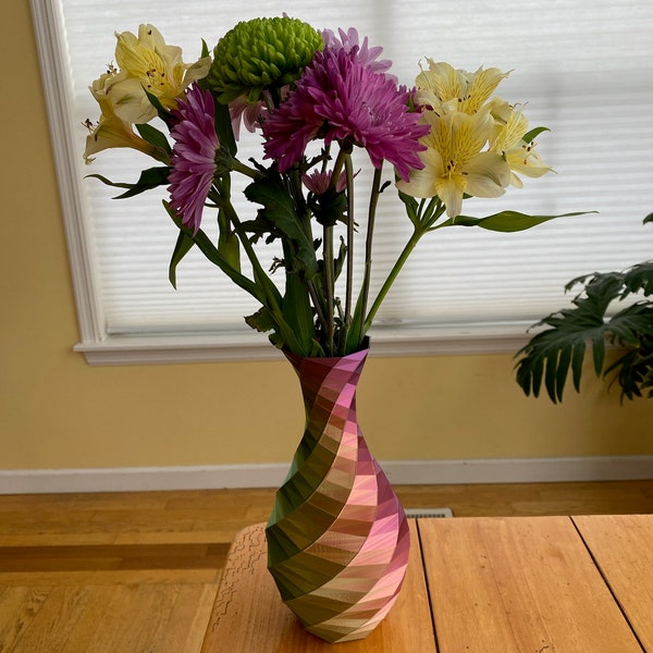 Color Changing Silk Low Poly Watertight Vase