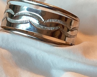 Vintage Taxco Sterling Silver Cuff Bracelet: Hand Hammered Design