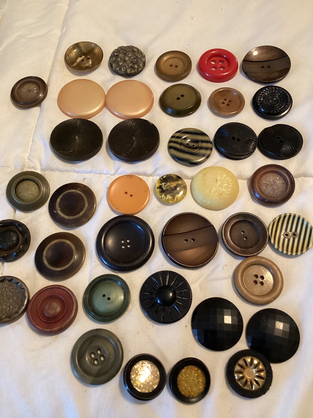 Vintage Extra Large Buttons: Assorted Bakelite Sewing Collection - Etsy