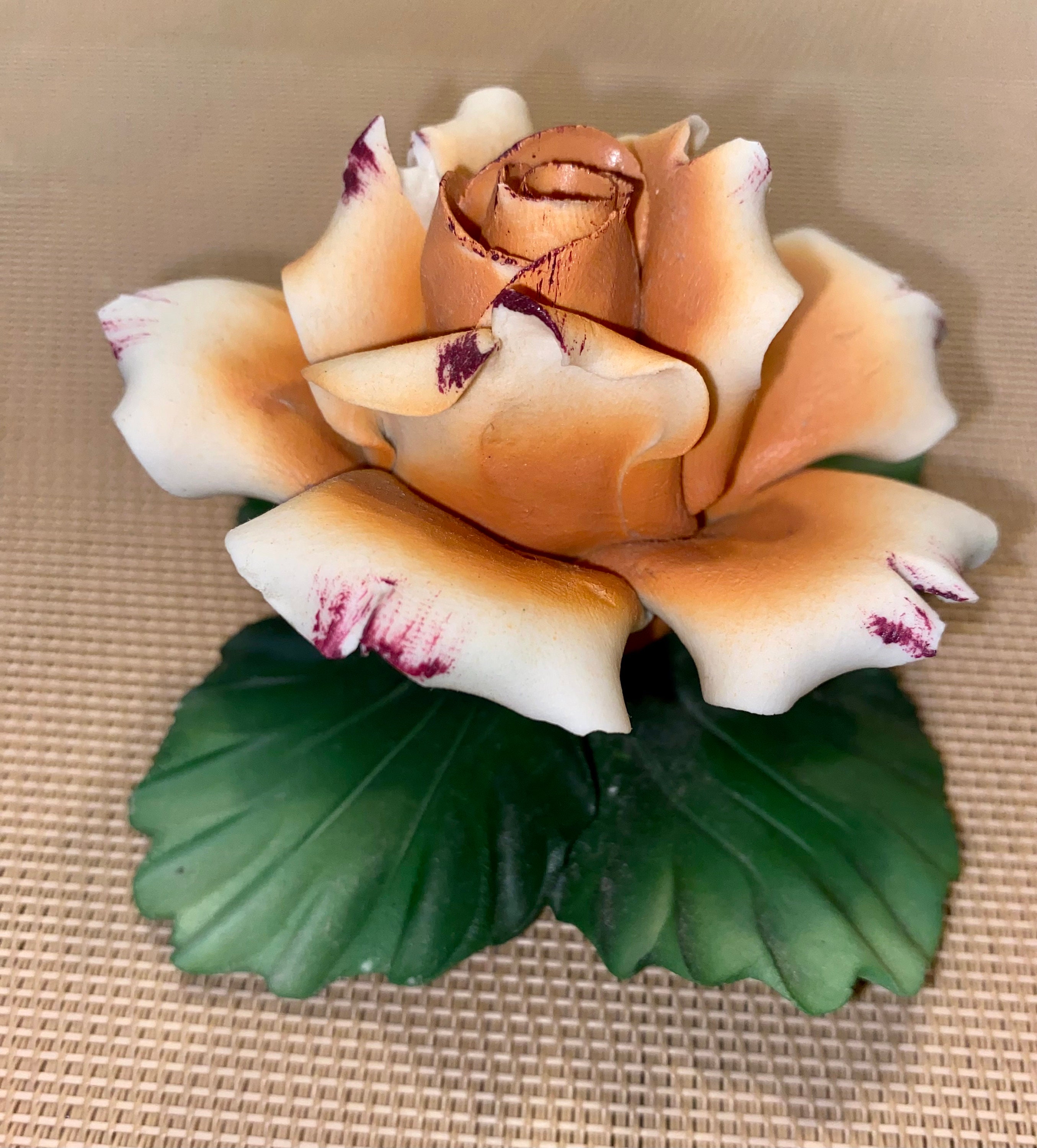 イタリア製 カポディモンテ磁花 ローズ 置物 バラ ナポリ アレンジフラワー イタリア製 カポディモンテ磁花 ローズ 置物 バラ ナポリ アレンジ