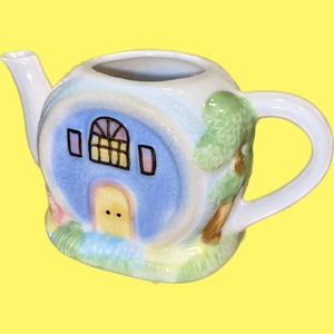 Mini House Teapot | No Cover / Lid | Cottage | Cottagecore | Ceramic | Knick Knacks | Whimsical | GoldRoom1