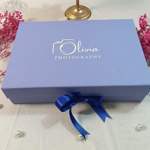 Caja de regalo plegable color lavanda pastel (38 x 25 x 8,9 cm), blanca, rígida, corporativa, de lujo