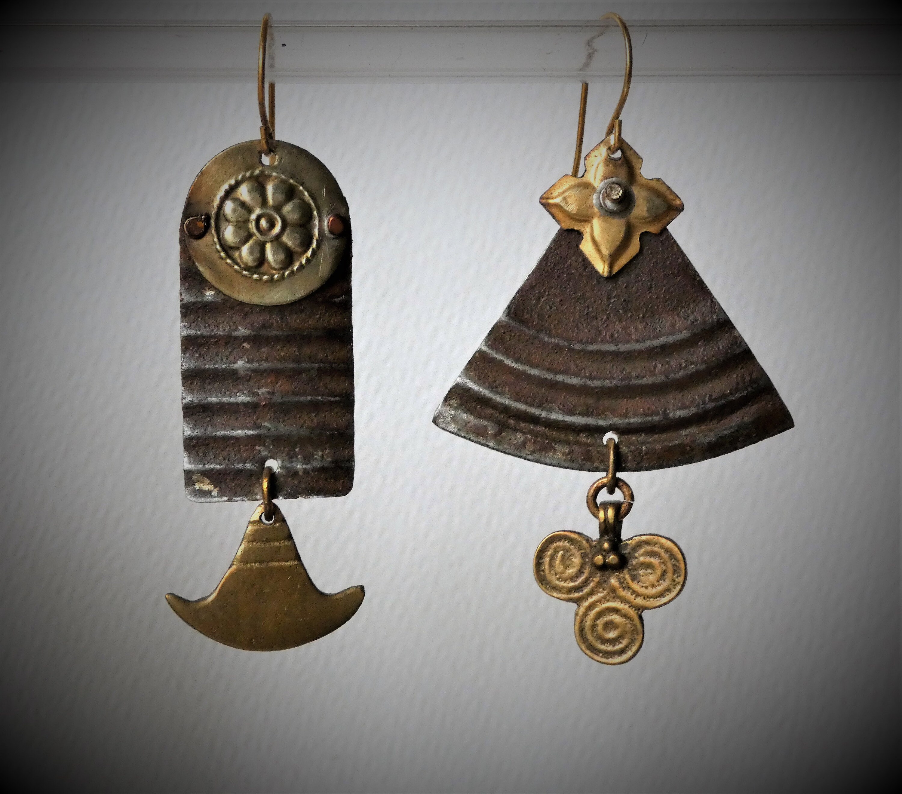 Earring Getting Rusty Unequal Earrings Made of Rusty Tin Cans and Brass Decorations - Etsy