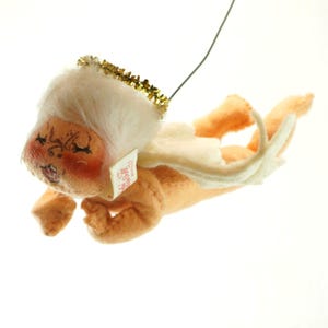 Vintage 1980s Annalee Flying Angel Doll Ornament Eyes Closed 6-Inches Christmas