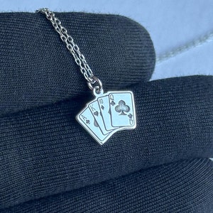 トランプネックレス • 14K ゴールドメッキ • 925K シルバーネックレス • ロイヤルペンダント • ギャンブルネックレス • ユニセックスネックレス • ミニマリストネックレス