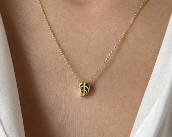 Collar de hoja de oro: colgante de plata de ley con motivos naturales, joyería minimalista