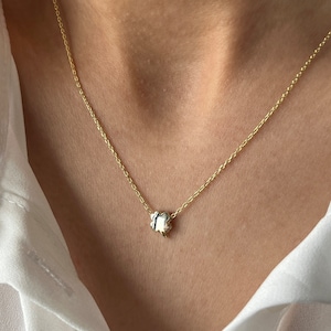 Collar de trébol de oro de 14 quilates: colgante minimalista de plata de ley